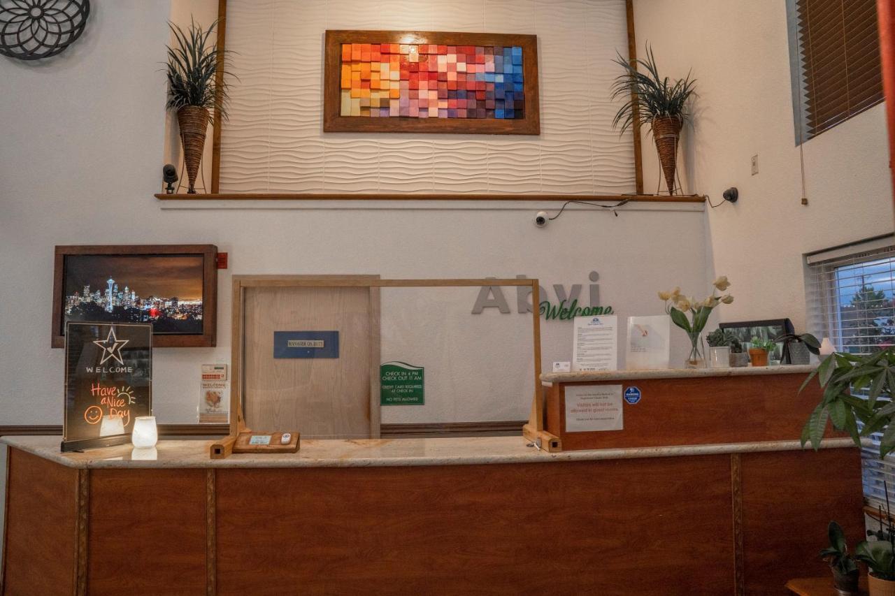 Americas Best Value Inn Lynnwood — photo 15