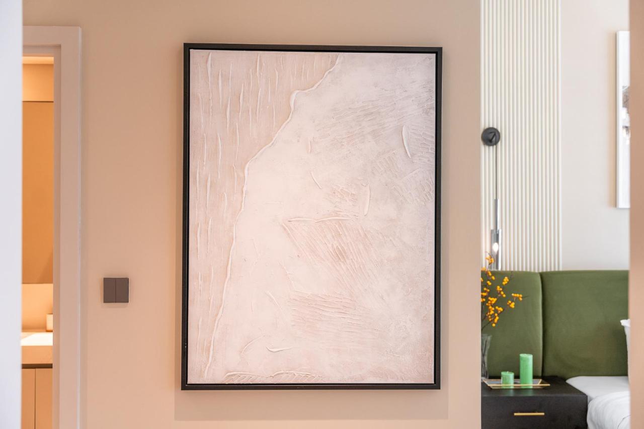 Sunrise Bay with treasure stunning harbour view by Suiteable - 3