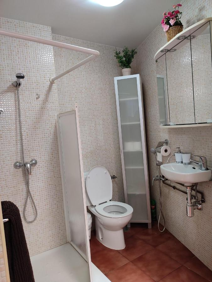 Sunny Holiday Studio - 3