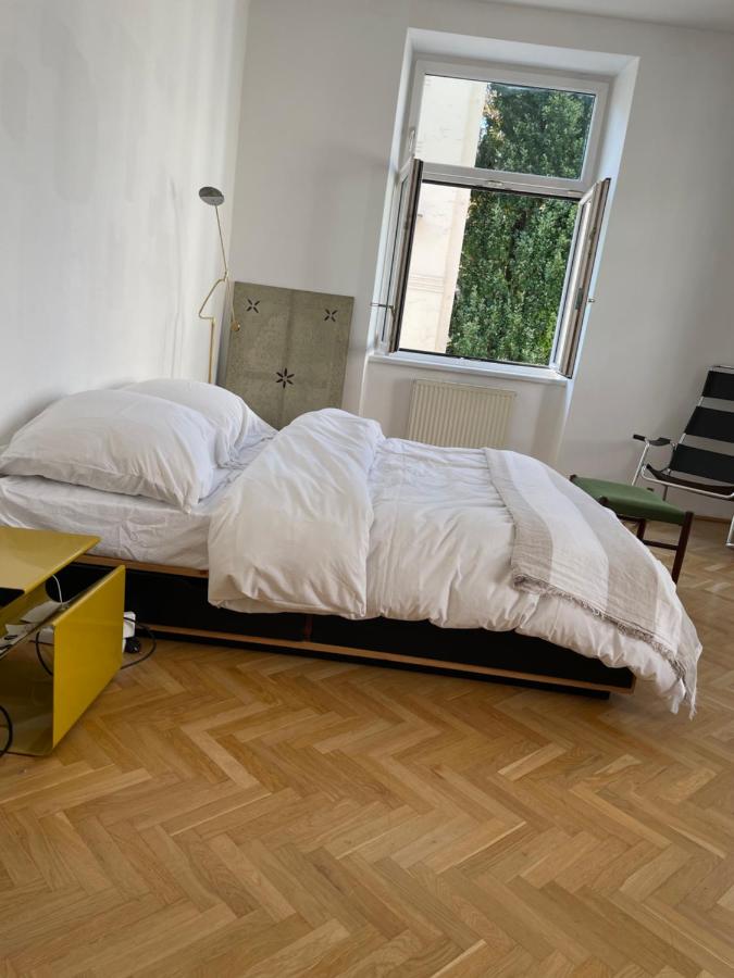 Central flat in Vienna photo