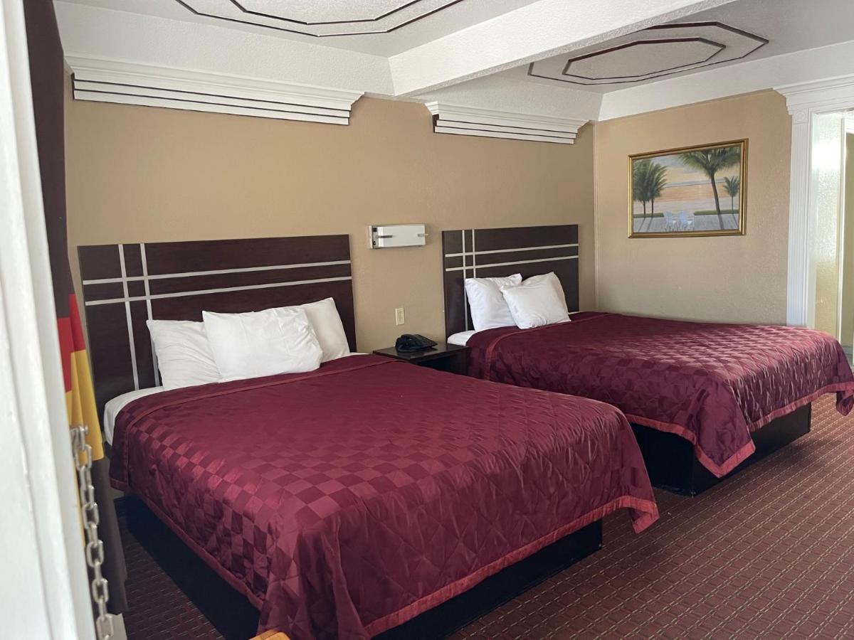 Budget Inn — photo 6