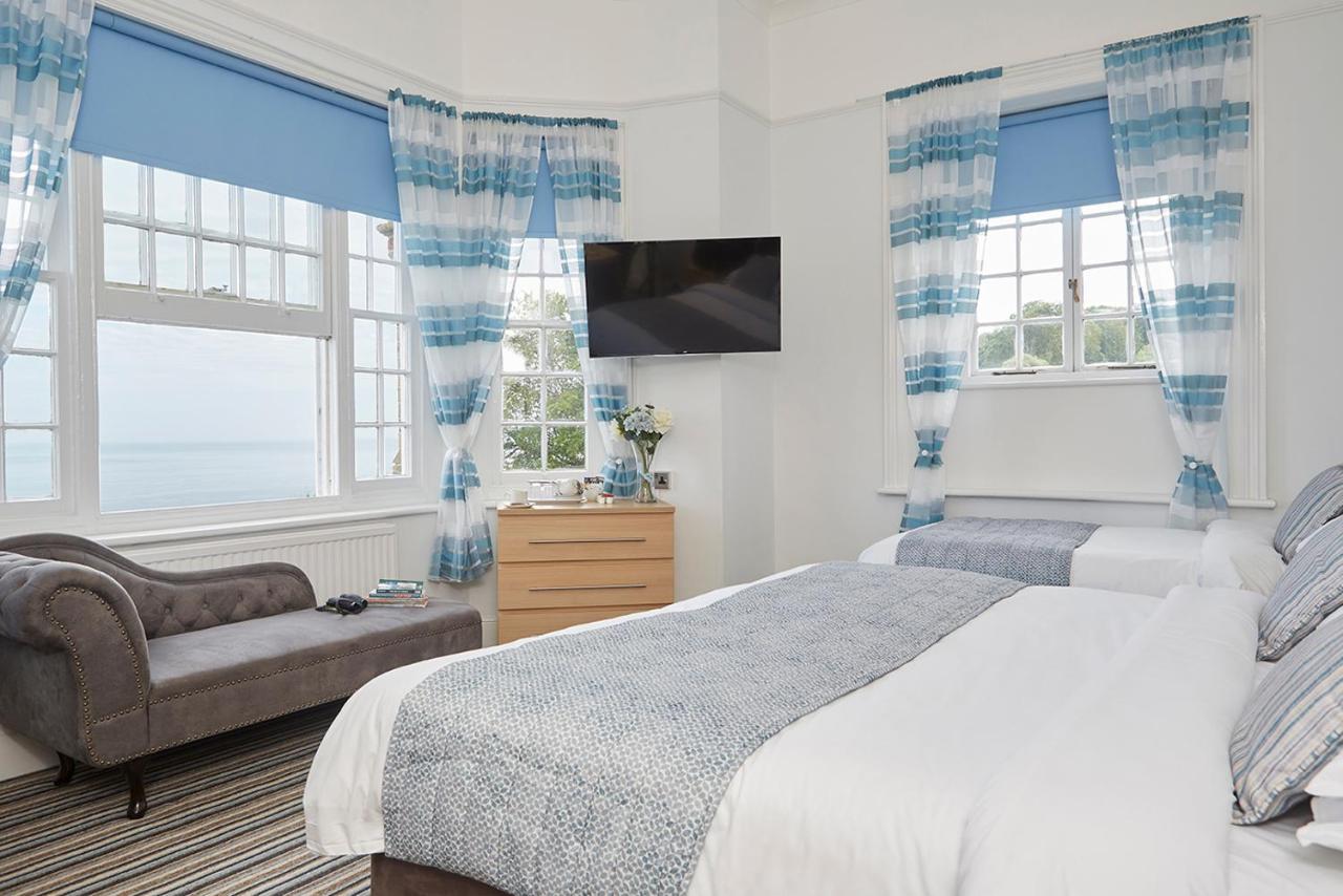 Luccombe Manor Country House Hotel - Laterooms
