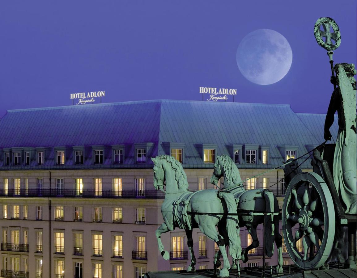 Hotel Adlon Kempinski Berlin photo