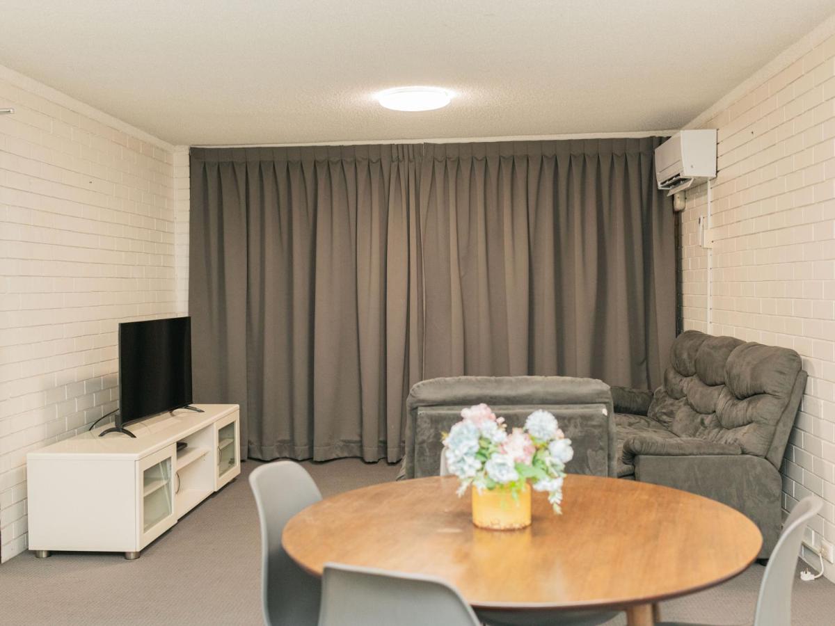 Trickett Gardens Holiday Inn photo