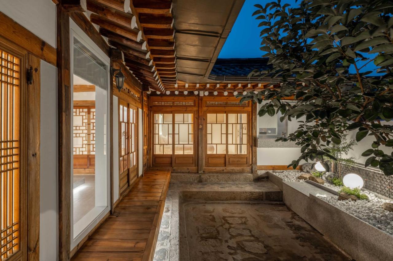 Luxury Hanok Bukchon Summit
