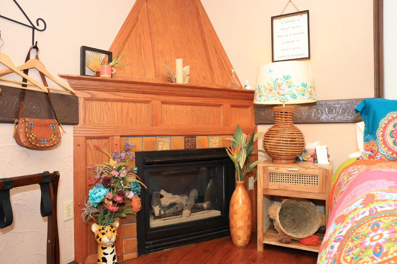 Stone Chalet Bed & Breakfast Inn — photo 23