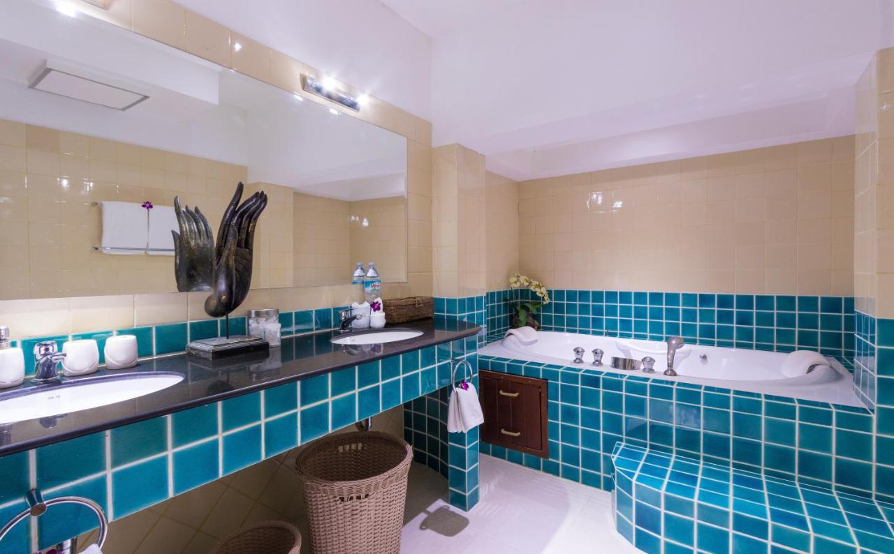 Villa Malee , Sea View Infinity Pool, Staff, Chef - 3