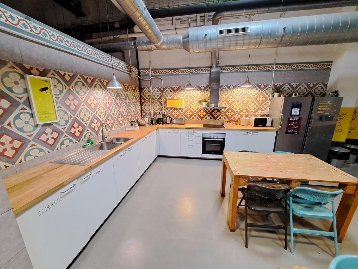 Bed & Bike Barcelona - 4