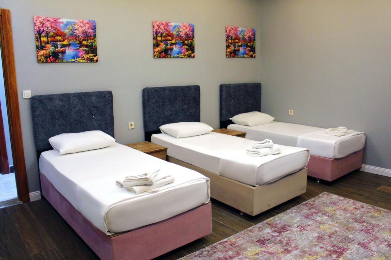 Üç Kişilik Oda - Ortak Banyolu