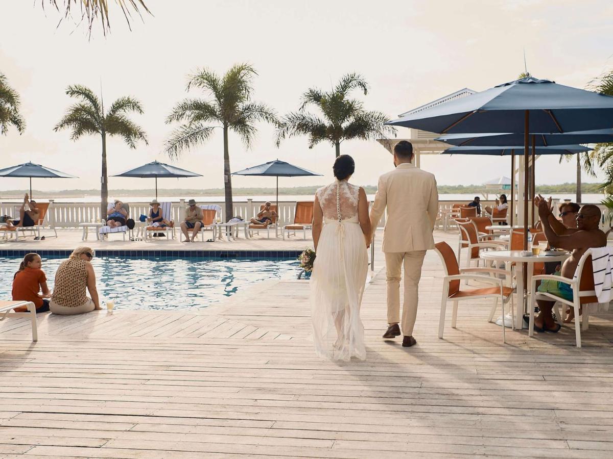 Mahogany Bay Resort and Beach Club, Curio Collection photo