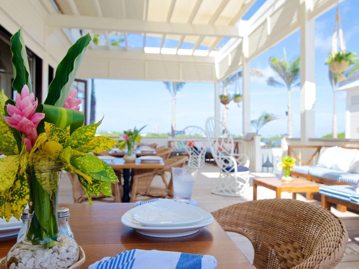 Mahogany Bay Resort and Beach Club, Curio Collection photo