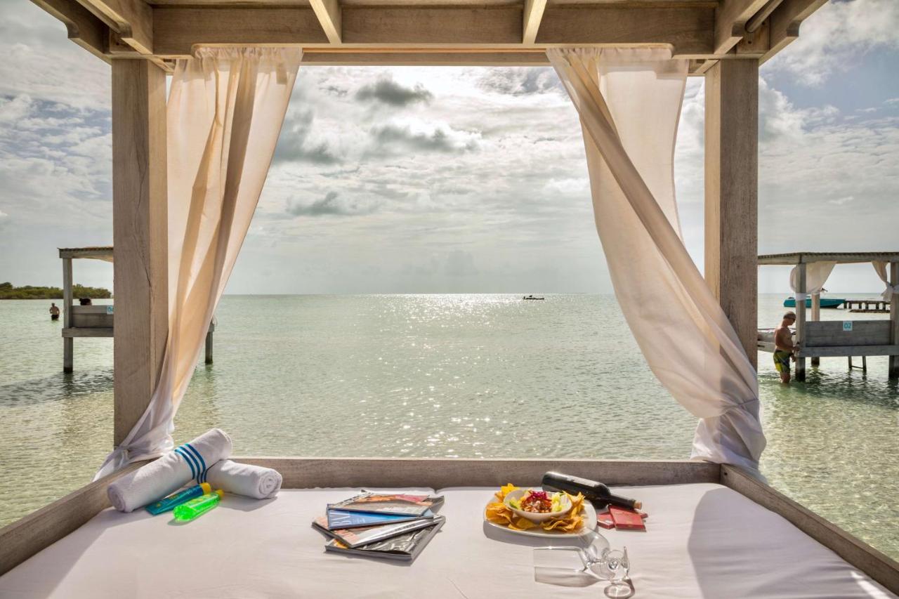 Mahogany Bay Resort and Beach Club, Curio Collection photo