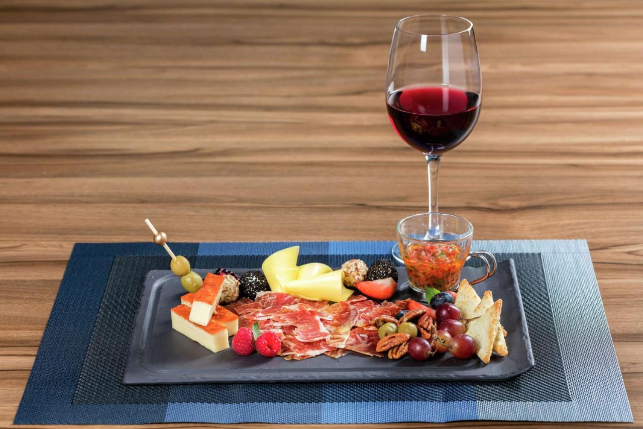 Hilton Mexico City Airport - 2