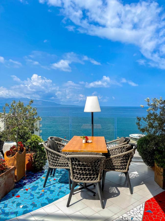 Bougainville Bay Hotel photo