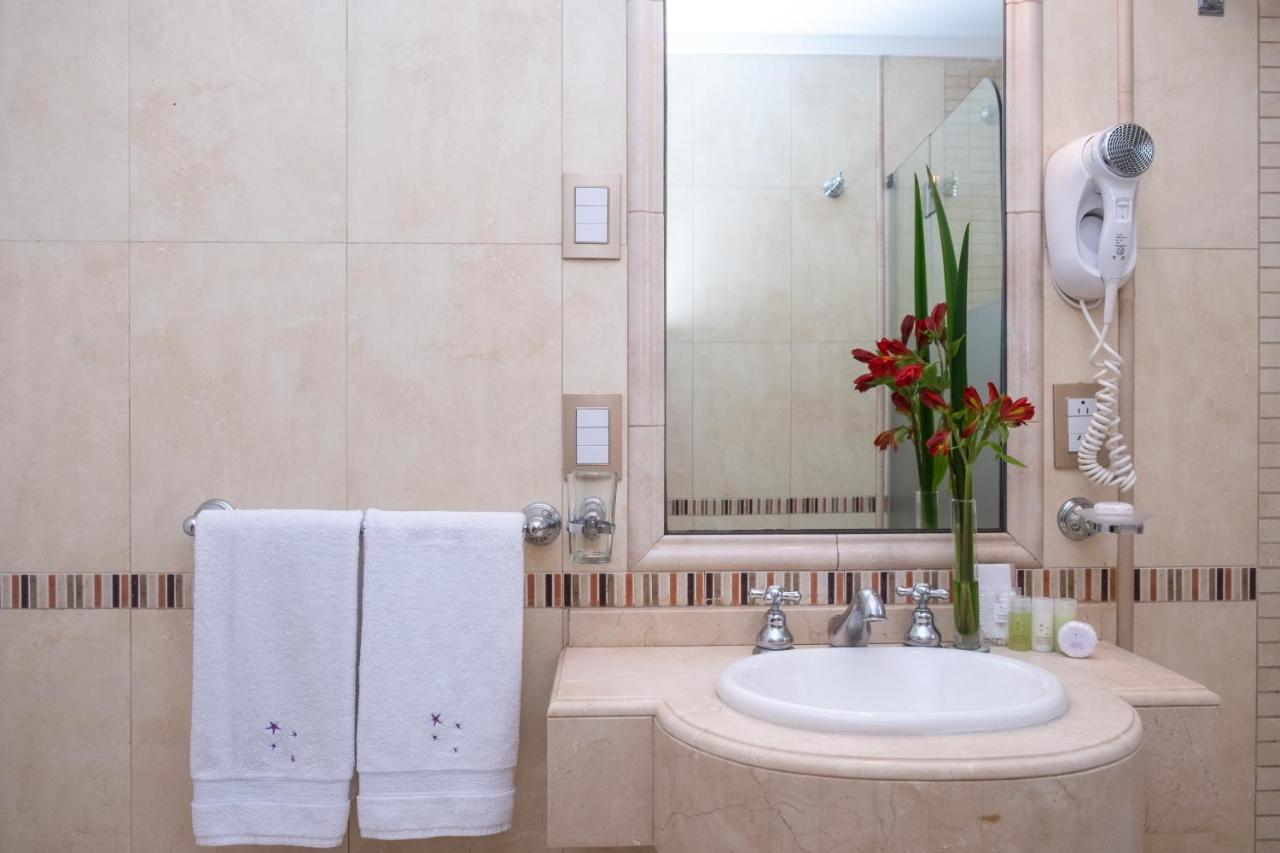 Hotel Intersur Recoleta photo