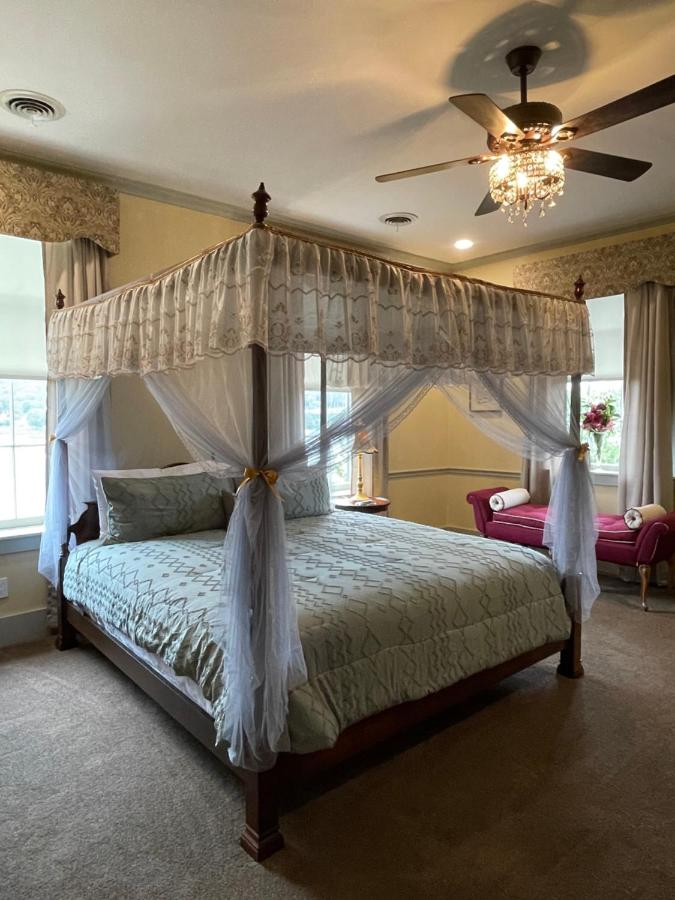 The Lee House — photo 2