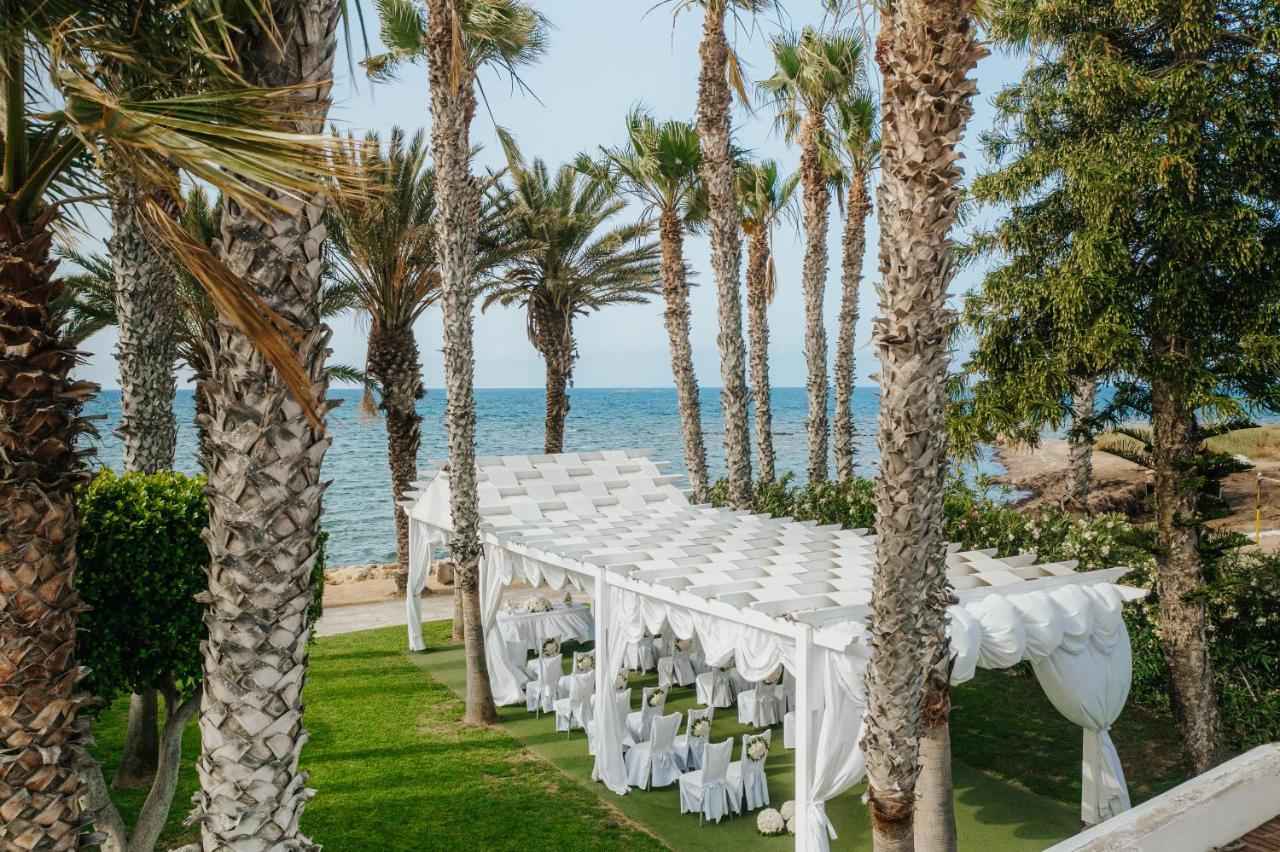 Louis Phaethon Beach photo