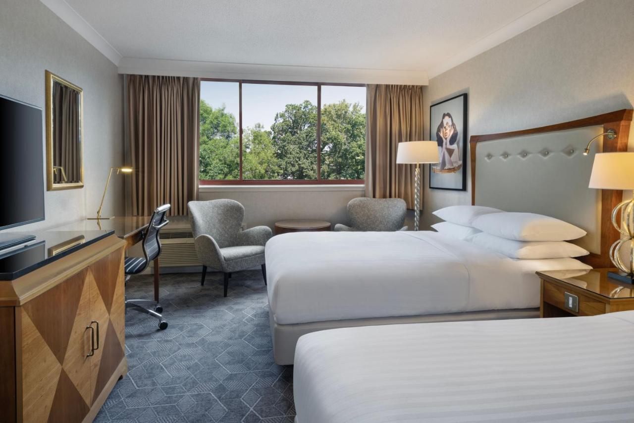 Deluxe Family Room, 2 Double Beds