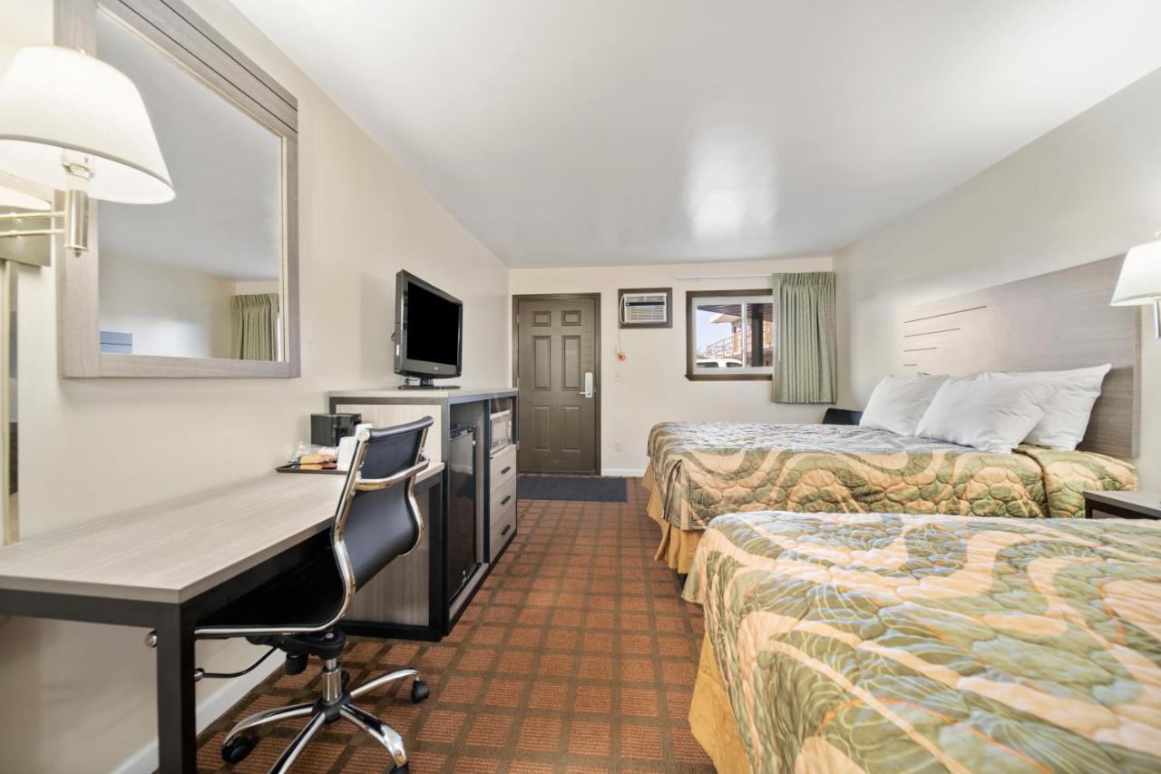 Park Drive Motel — photo 18