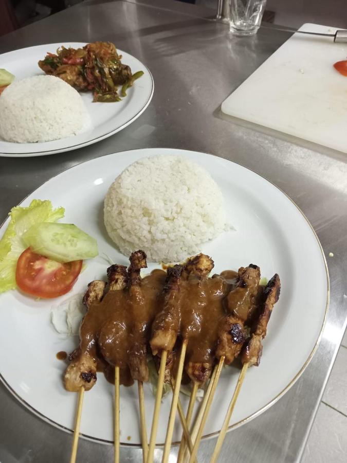 Sari Bunga Hotel Legian Kuta Bali - 5