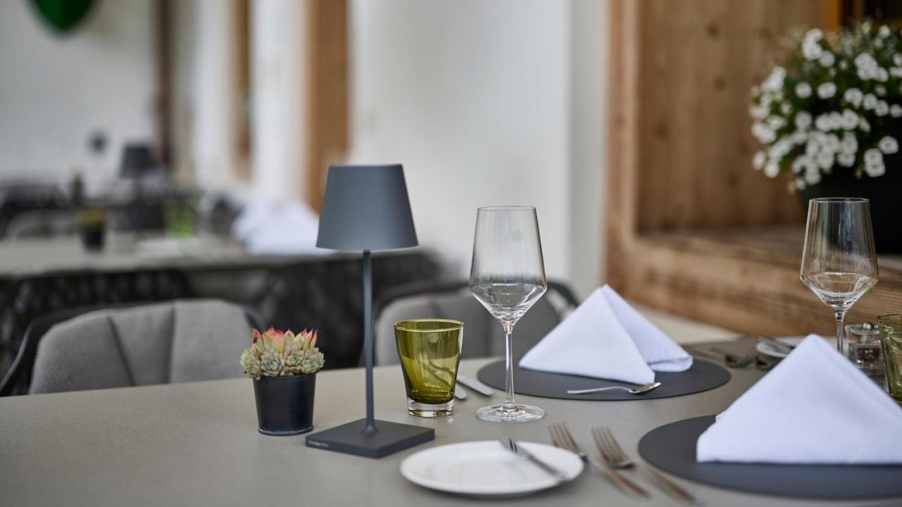 Aspen Alpine Lifestyle Hotel photo