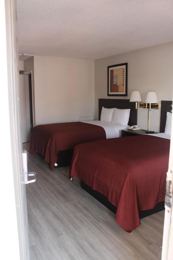 Parkway Inn — photo 10