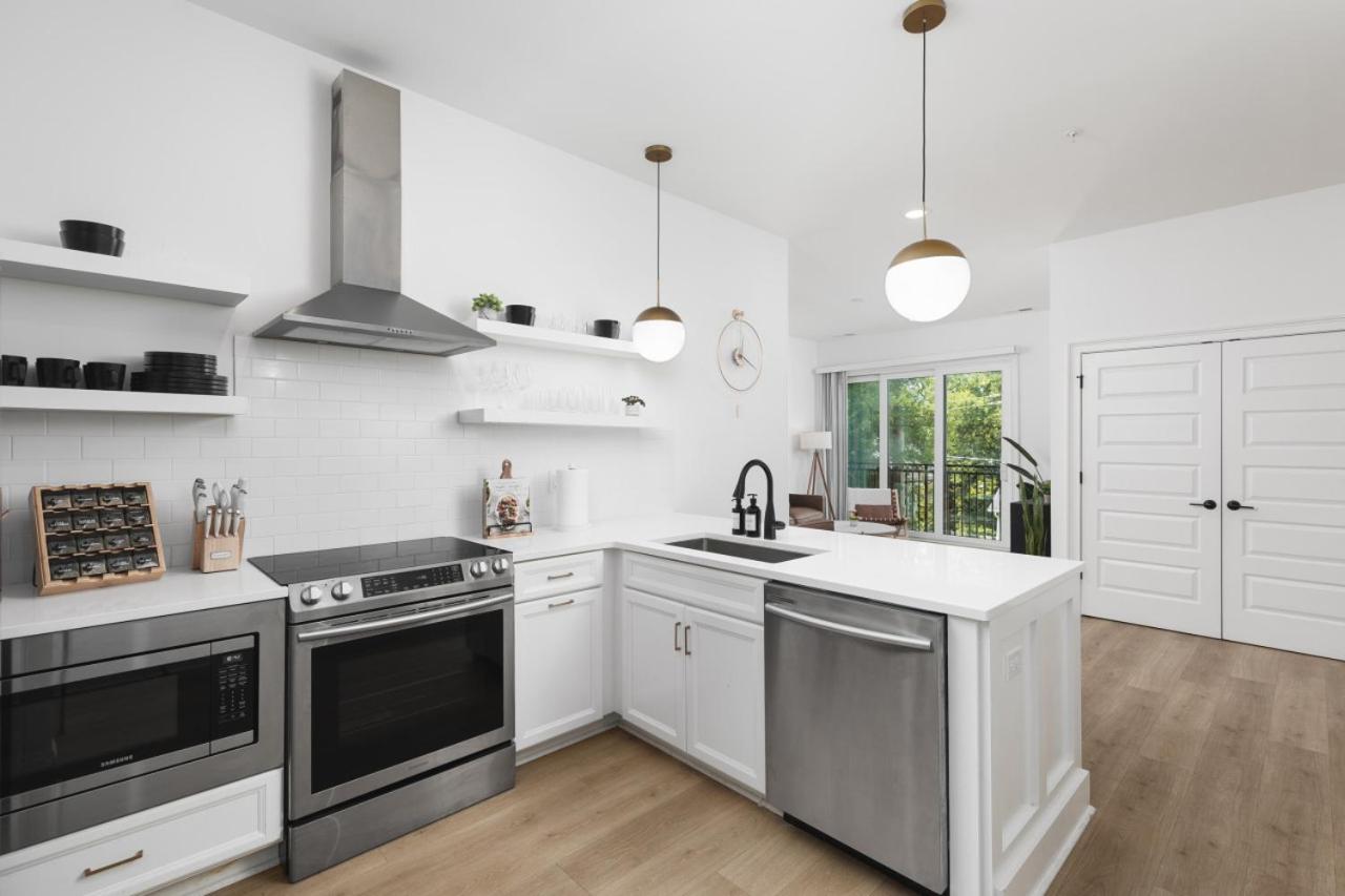 Trendy East Nashville near Coffee Shops & Downtown - 3