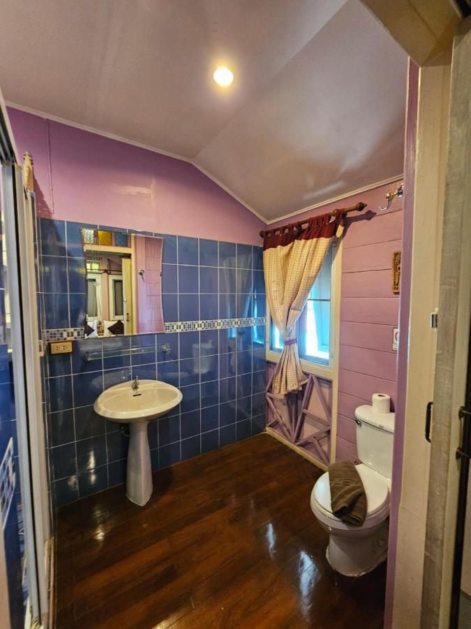 Samsen Sam Place - 3