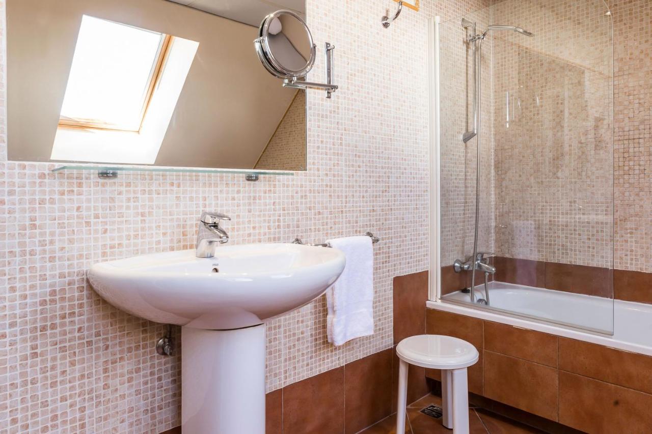 Hotel Grand Pas photo
