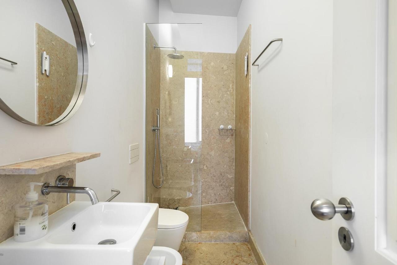 WHome Prime Lisbon Living Great for D Nomads & R Workers - 2