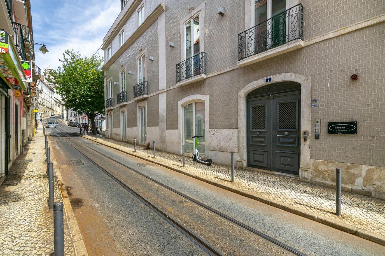 WHome Prime Lisbon Living Great for D Nomads & R Workers - 5