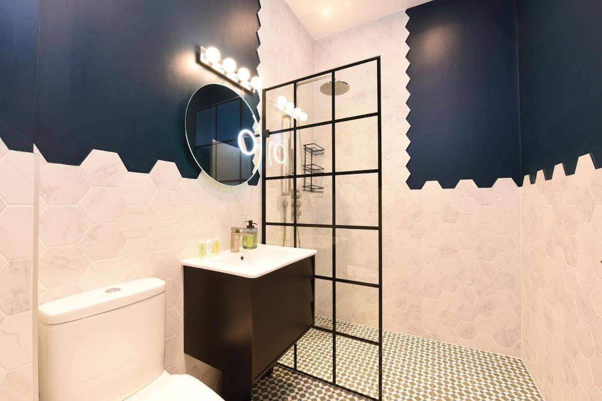 Sleep8 Buckingham Palace Bigben with AC VB4 - 3