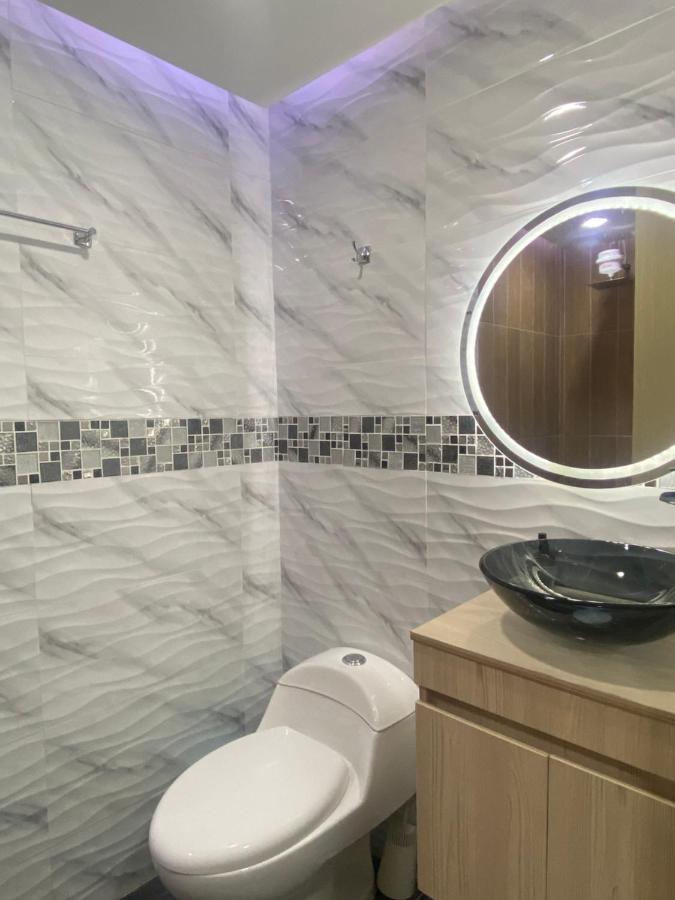 Exclusivo Apartastudio Zona Norte de Bogota - 3