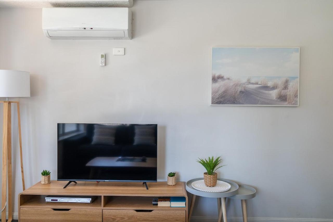 Wharf Boutique Apartments photo