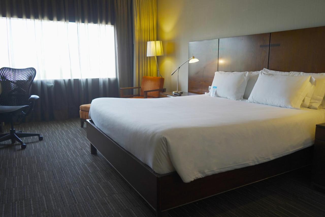 Hilton Garden Inn Santiago Airport photo