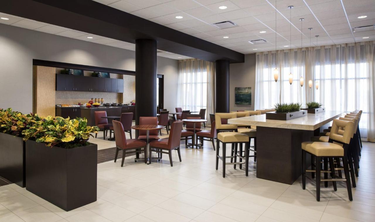 Residence Inn by Marriott Calgary South photo