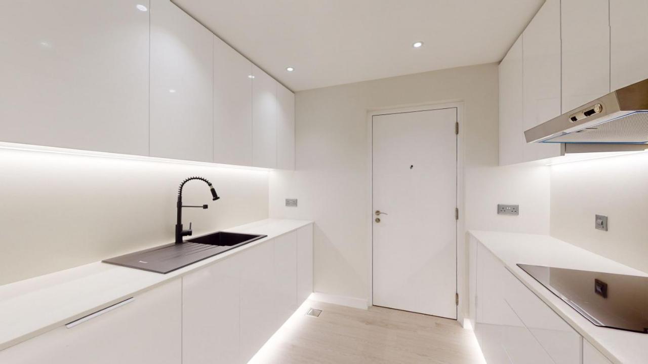 Vacationer Holiday Homes I Glamorous Two Bedroom I Bahar 1 - 3