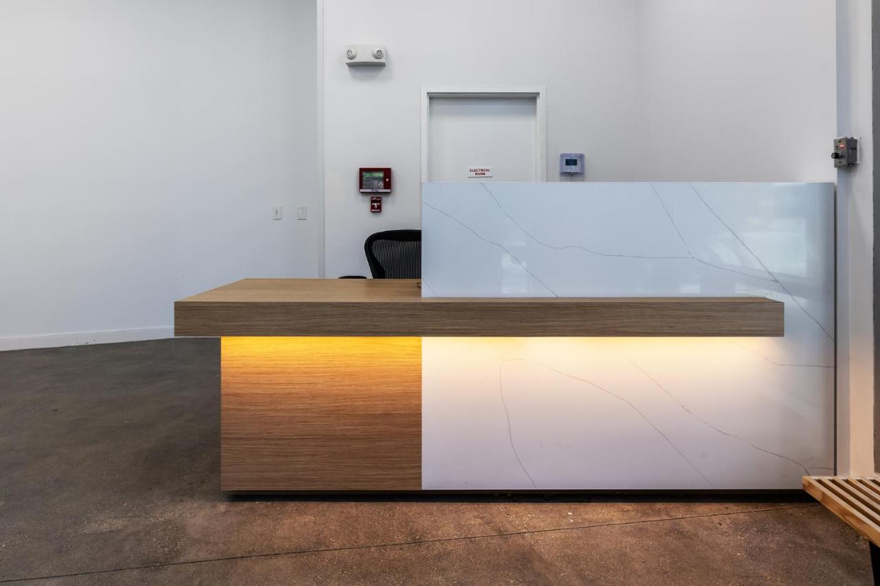 Hotel Mai Downtown Long Beach — photo 18