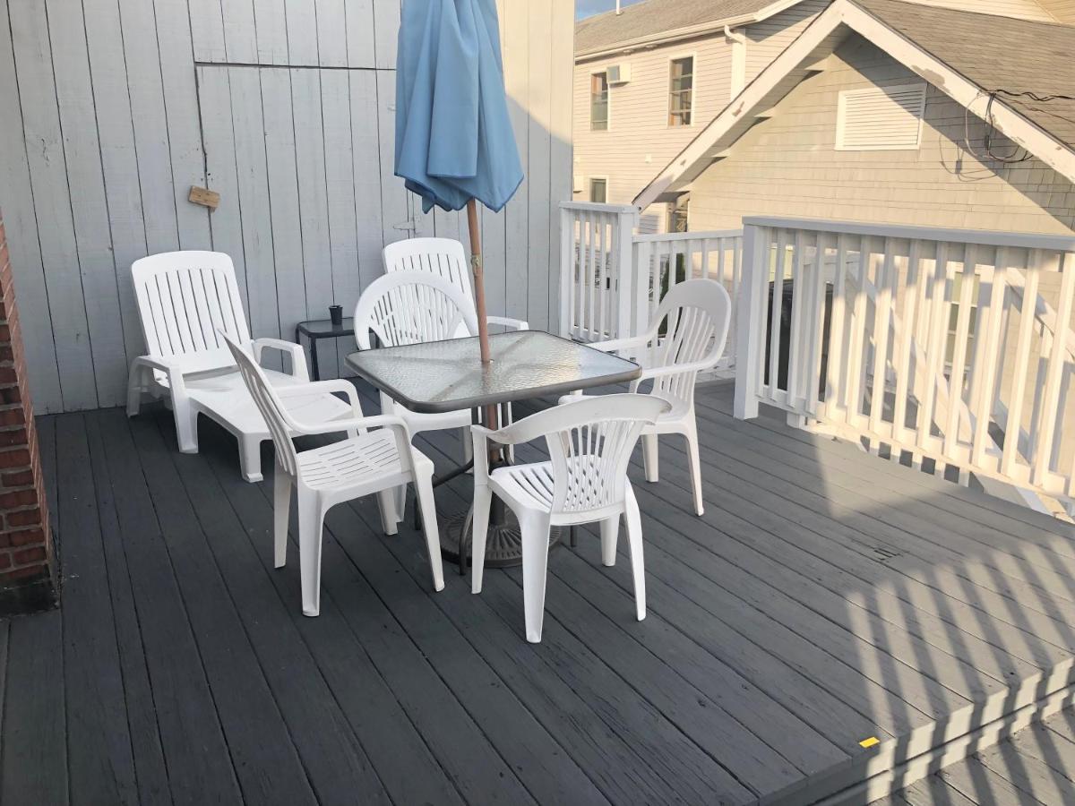 Sandpiper Beachfront Motel — photo 10