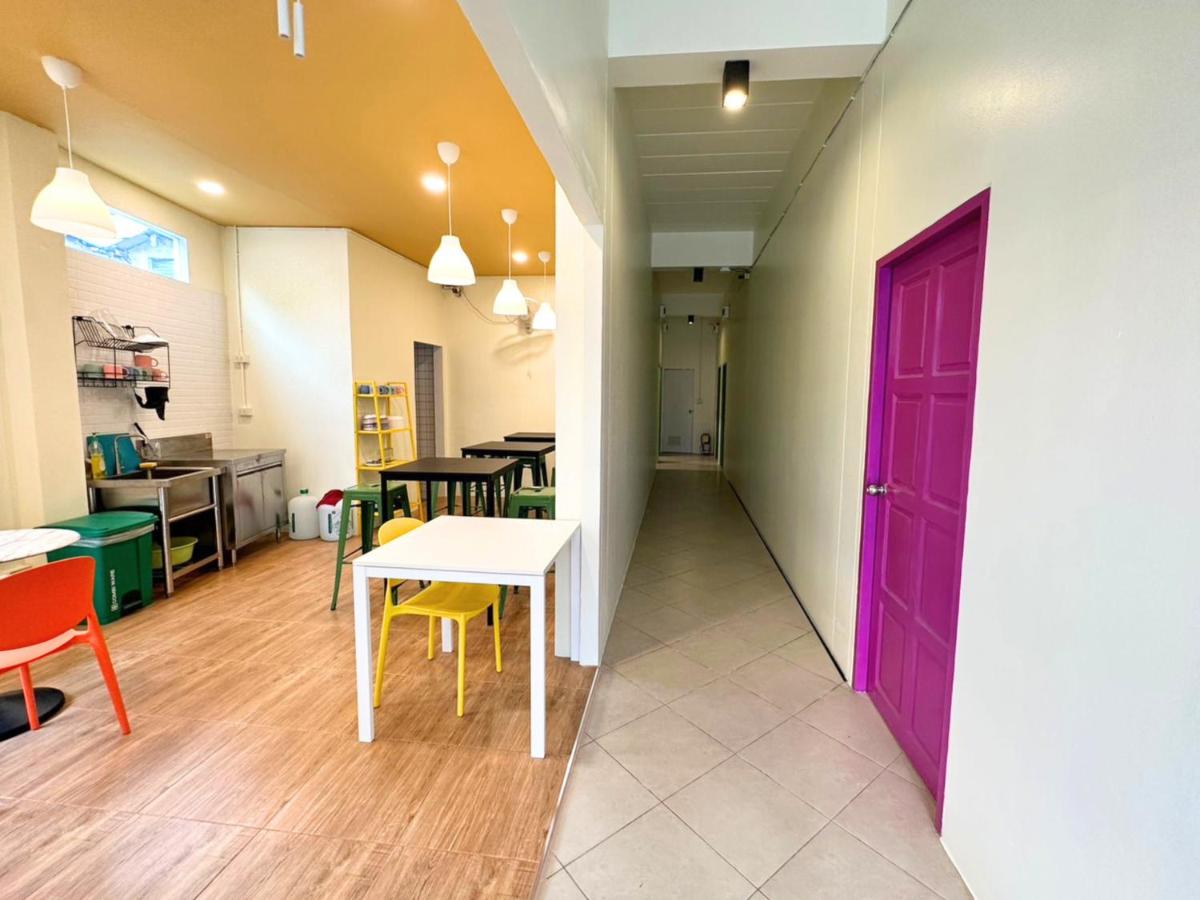 Sleepy Station Hostel - 4