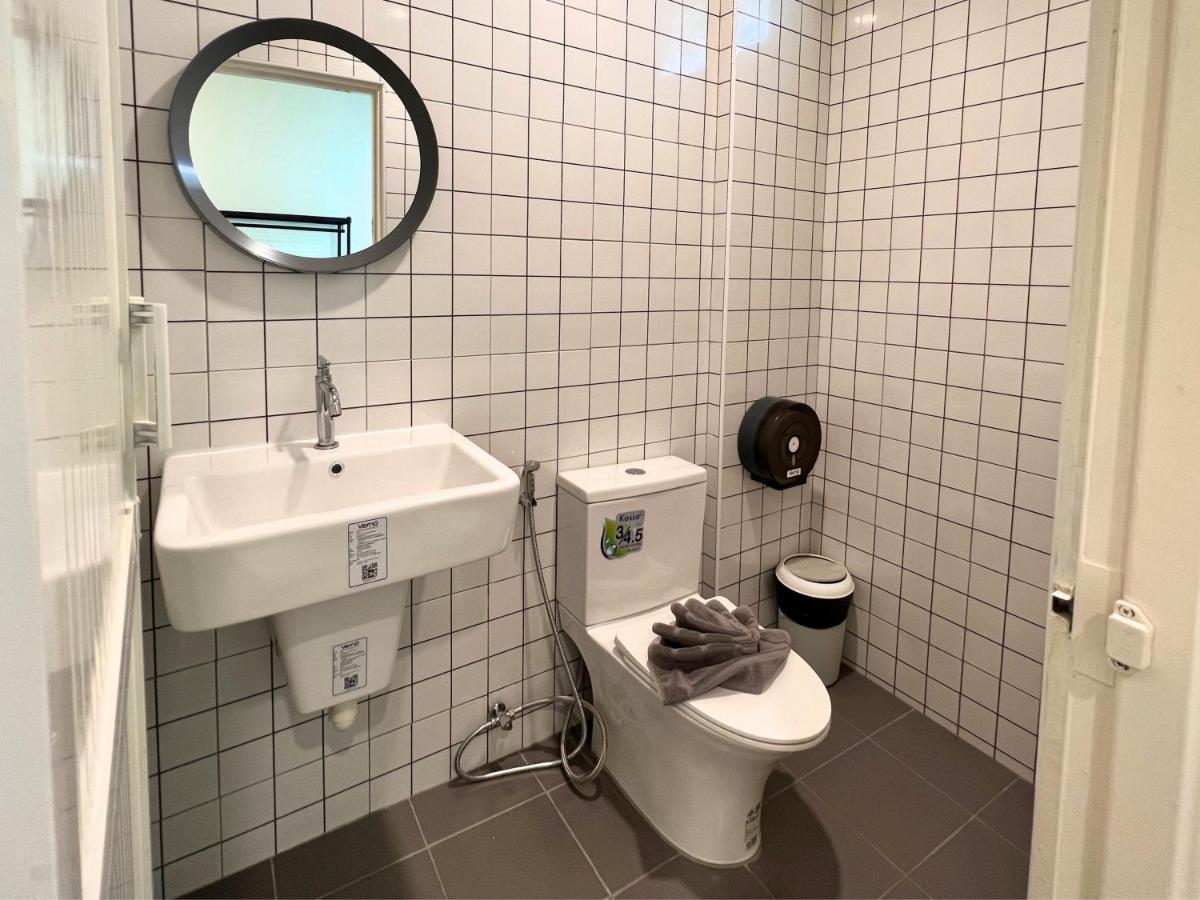 Sleepy Station Hostel - 2