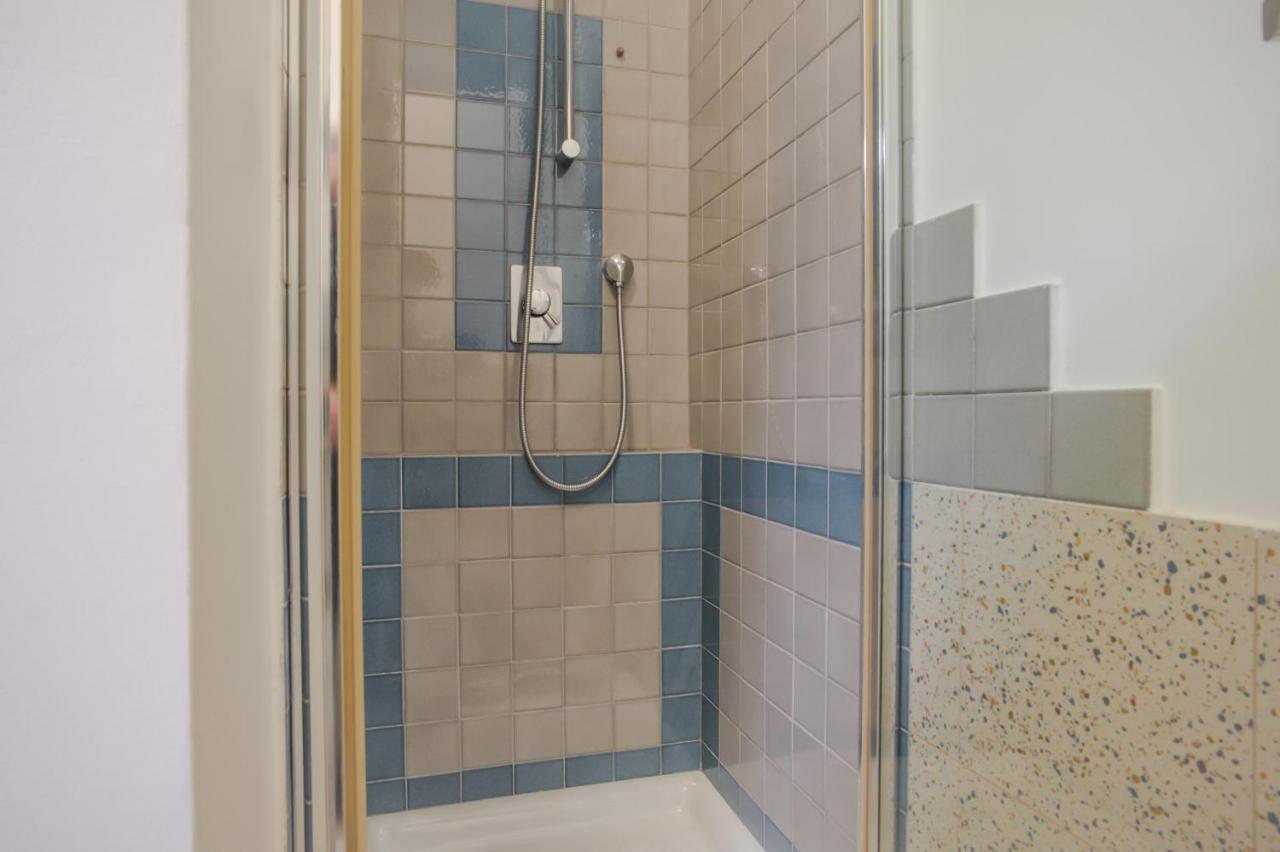 B&B Vatican Stories - 3