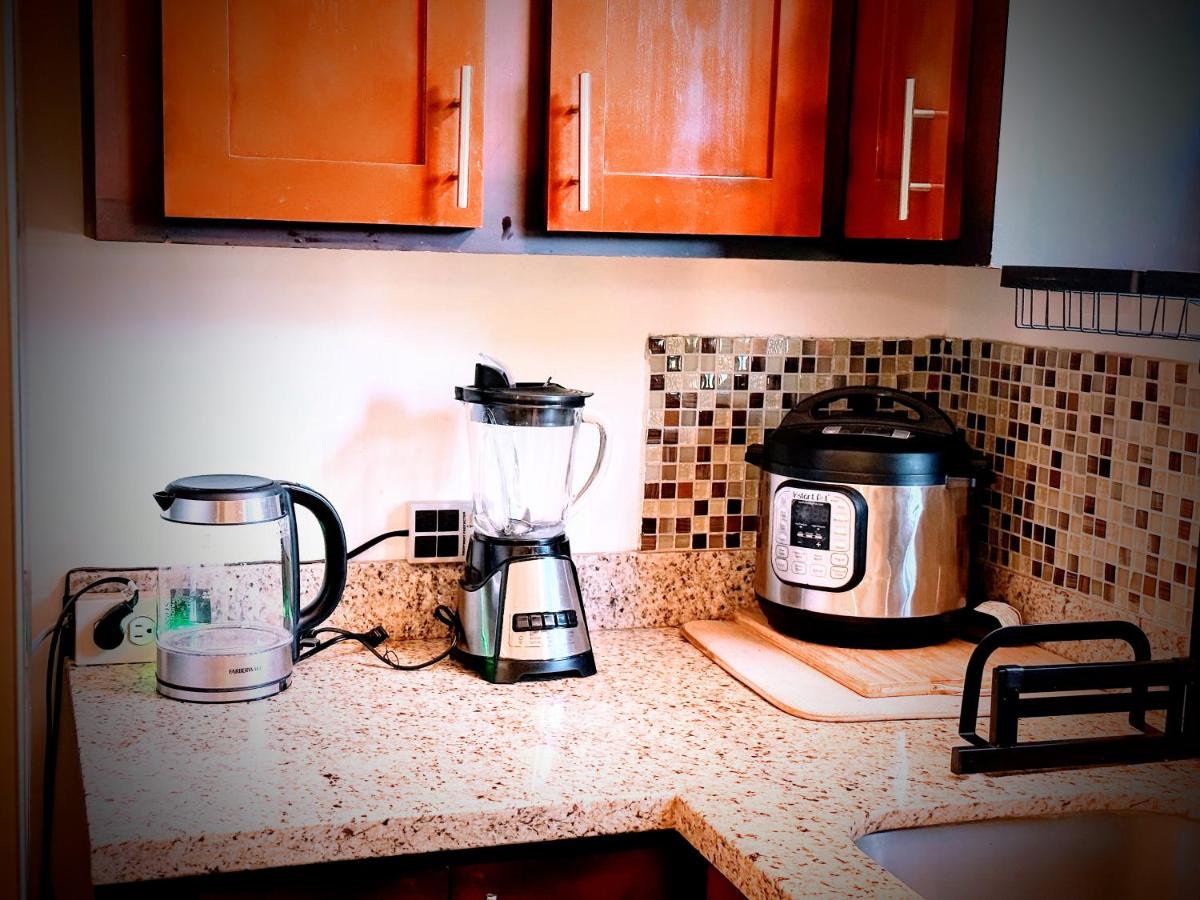 Sweet Holiday Haven - 3