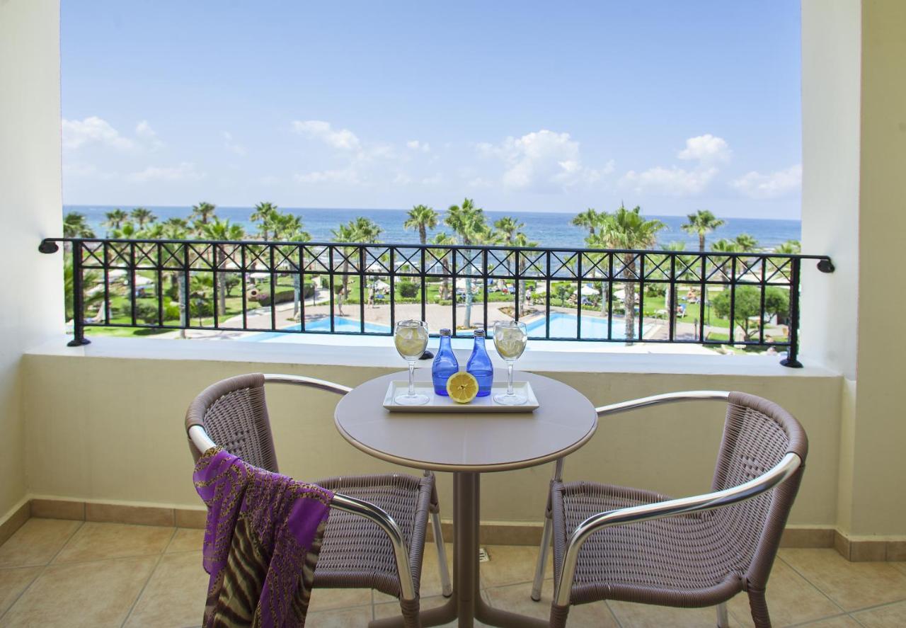 Aquamare Beach Hotel & Spa photo