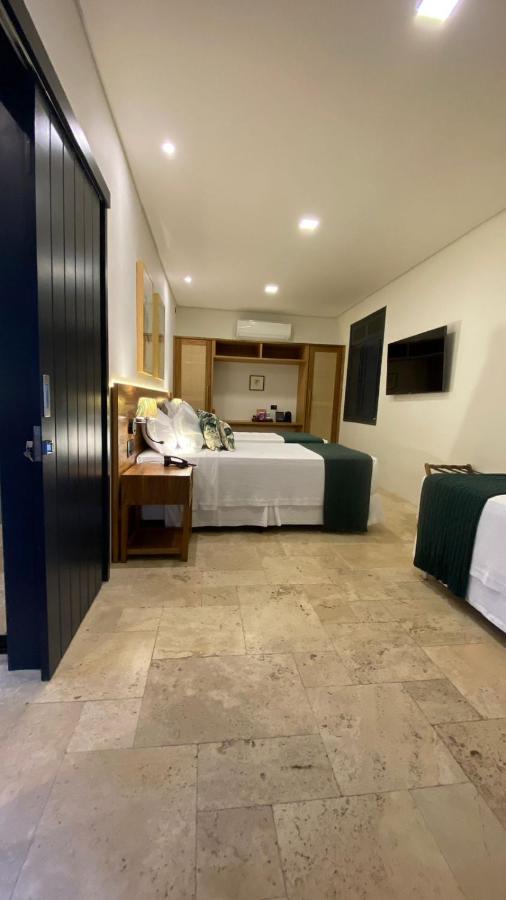 Sandi Hotel photo