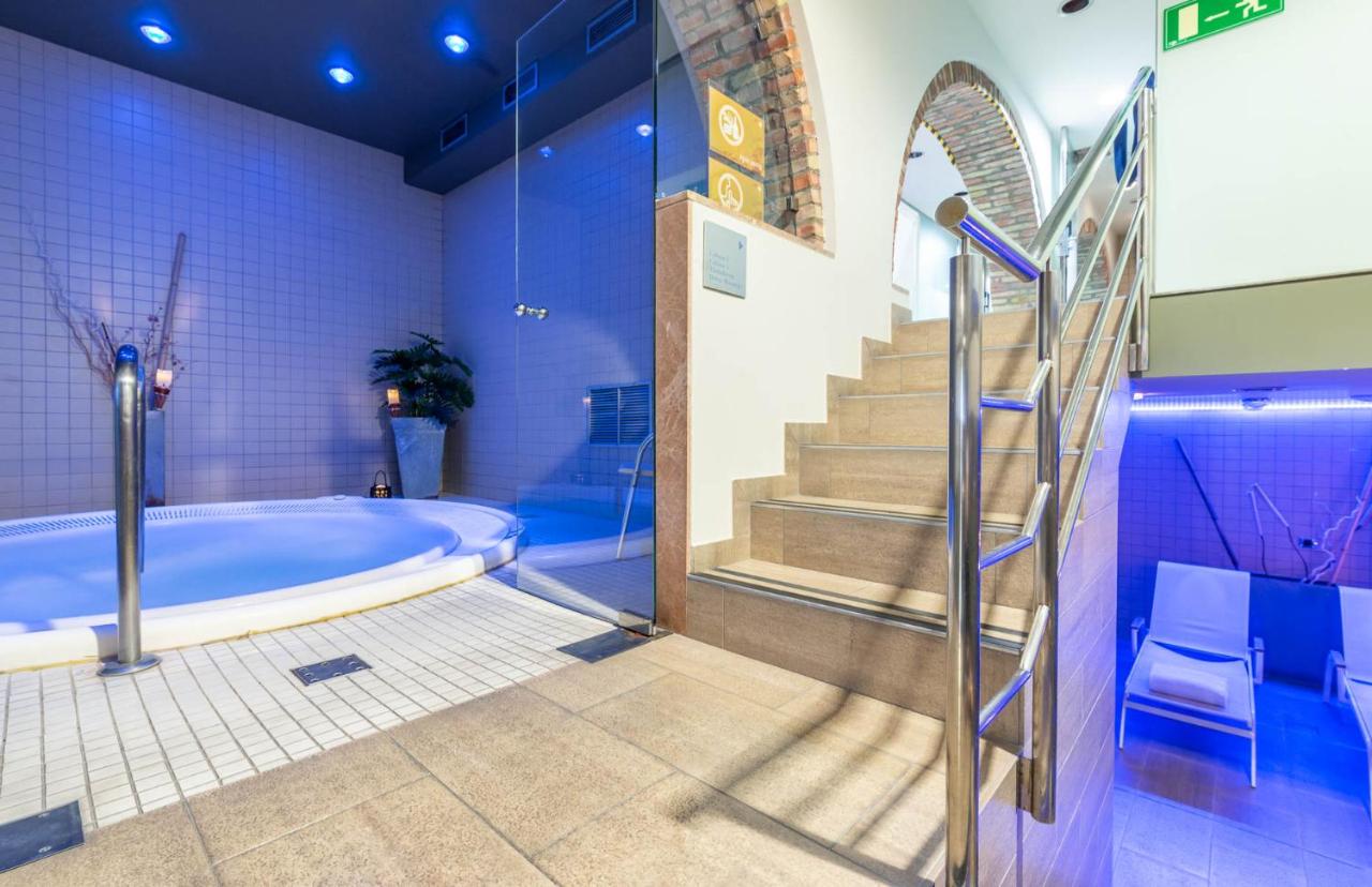 Hotel Spa Termes Carlemany photo