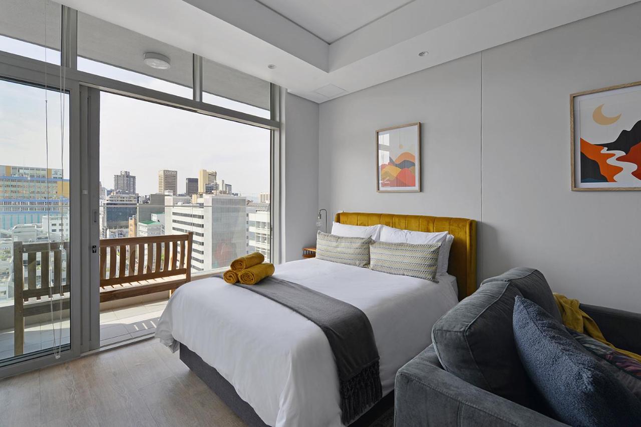 Durra - Sunny 1 Bed Apartment with city views - 2