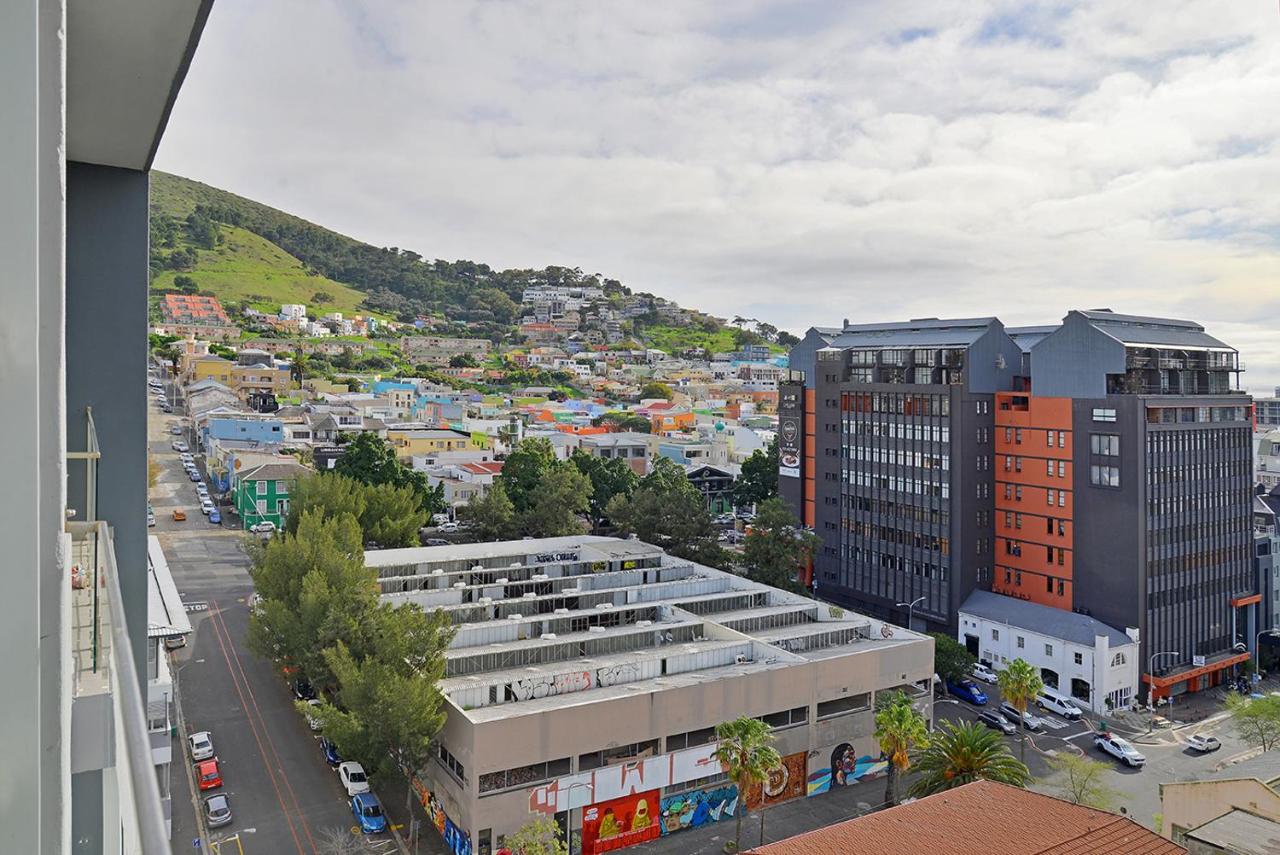 Emily - Sunny 1 bed Apartment with stunning City & Ocean Views - 3