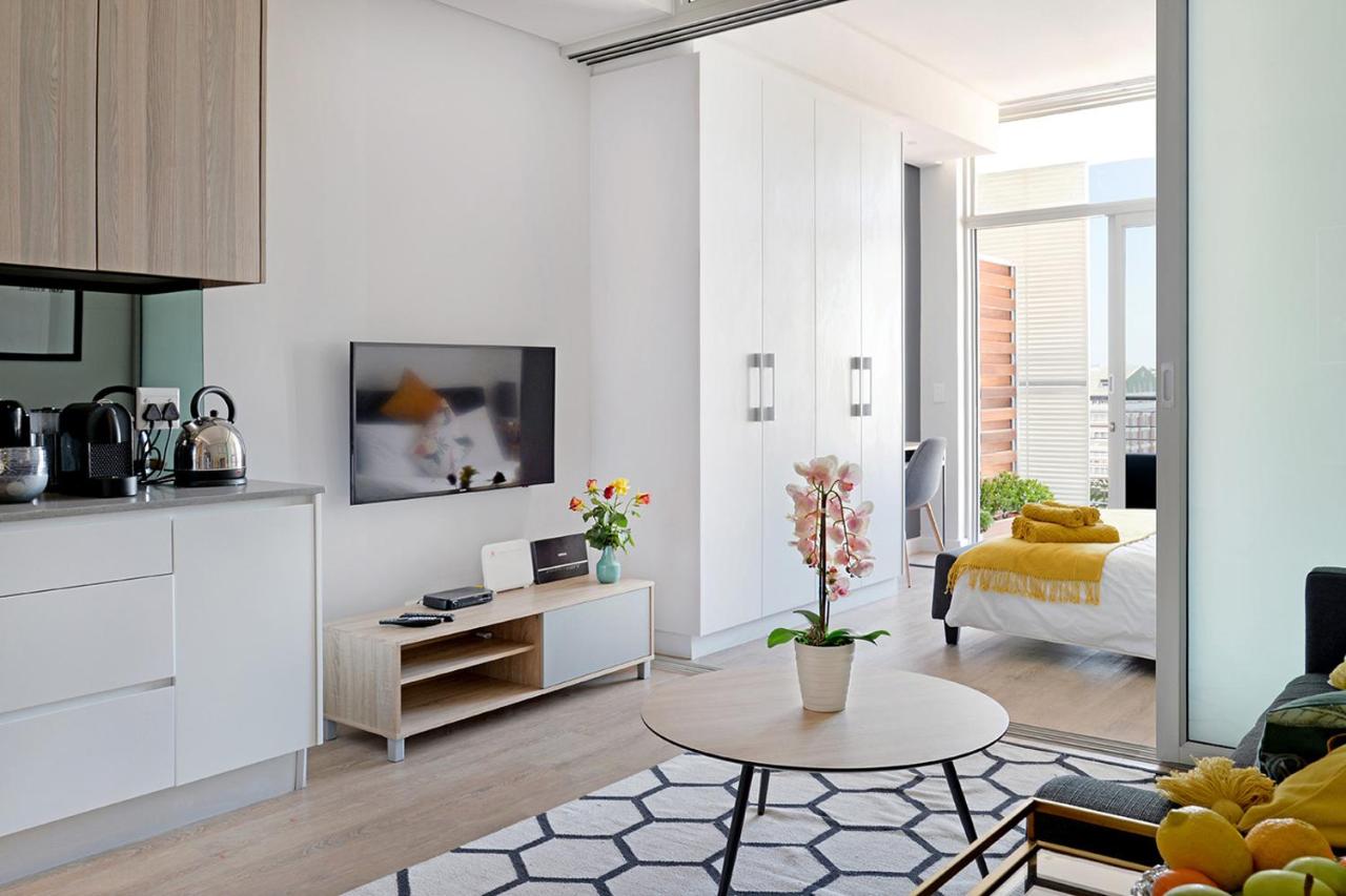 Margot - Luxury apartment, City, Ocean & Mountain views! - 5