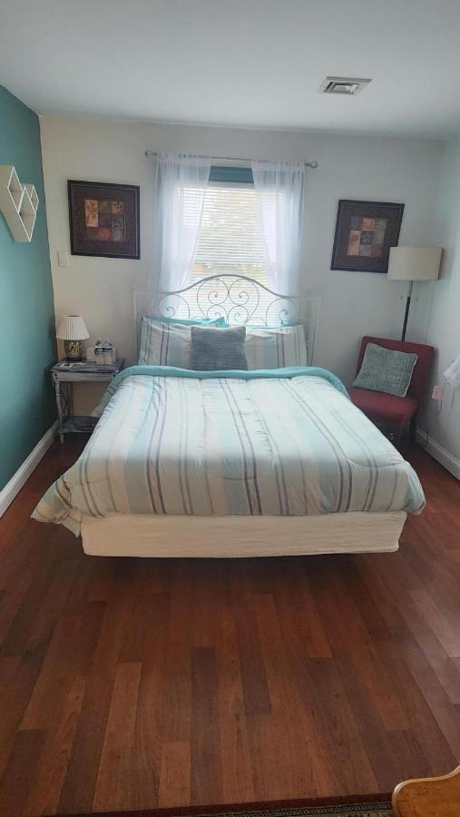Greystone Manor Bed & Breakfast — photo 17